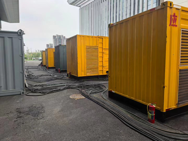 维西不同季节柴油发电机组保养有哪些注意事项？