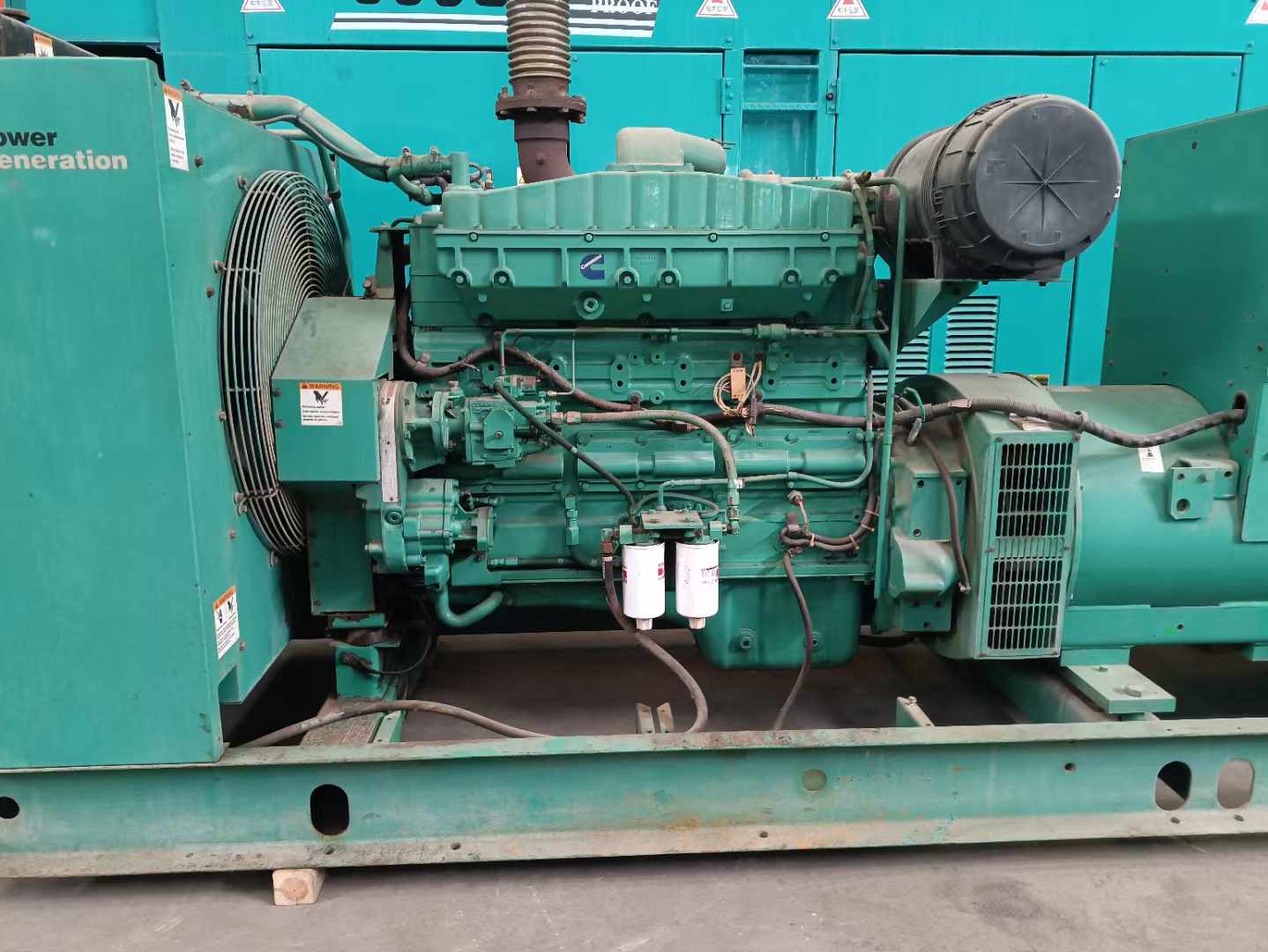 维西过载会对 600kW 柴油发电机组造成哪些损害？