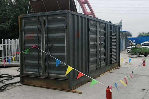 维西发电机租赁空气滤清器多久更换一次？