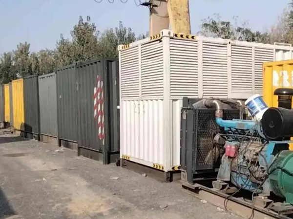 维西200KW柴油发电机机组每小时油耗是多少？