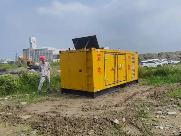 维西冬季低温环境下，发电机组启动电瓶的容量需求是否会增加？